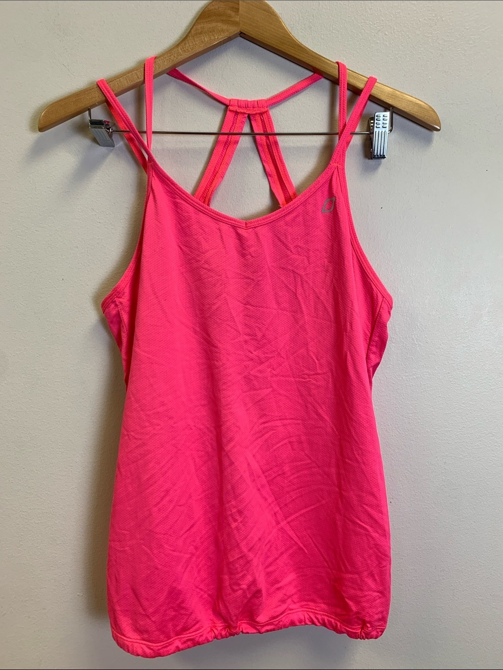 Women's Hot Pink Strappy Active Tank Top